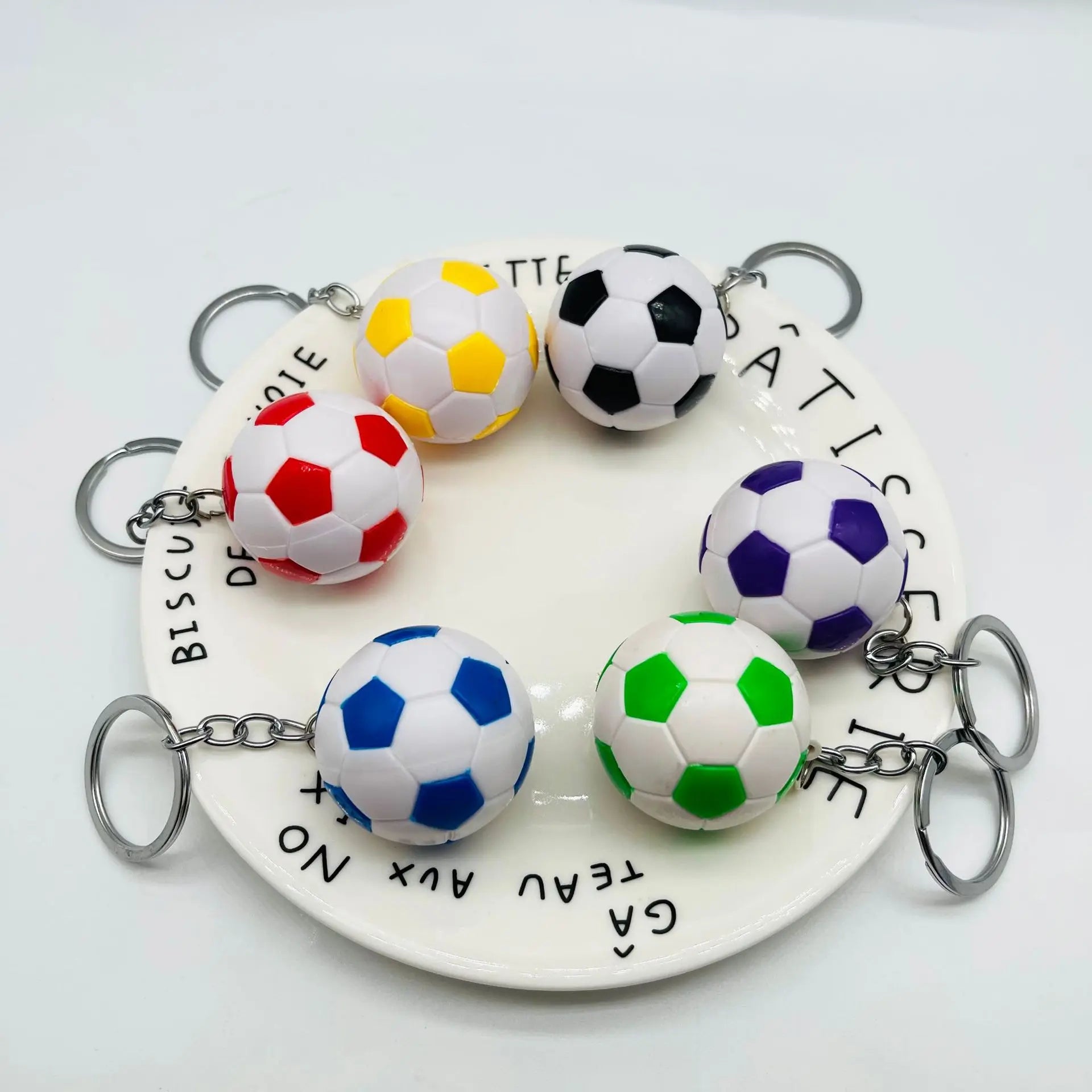 Soccer Fan Keychain Party Pack (10) – World Cup 2026 Gift